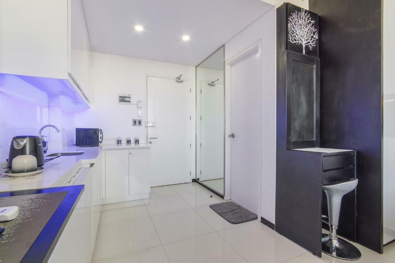 Free Netflix Condo Near It Park With 32-Inch Samsung Hdtv Cebu Extérieur photo