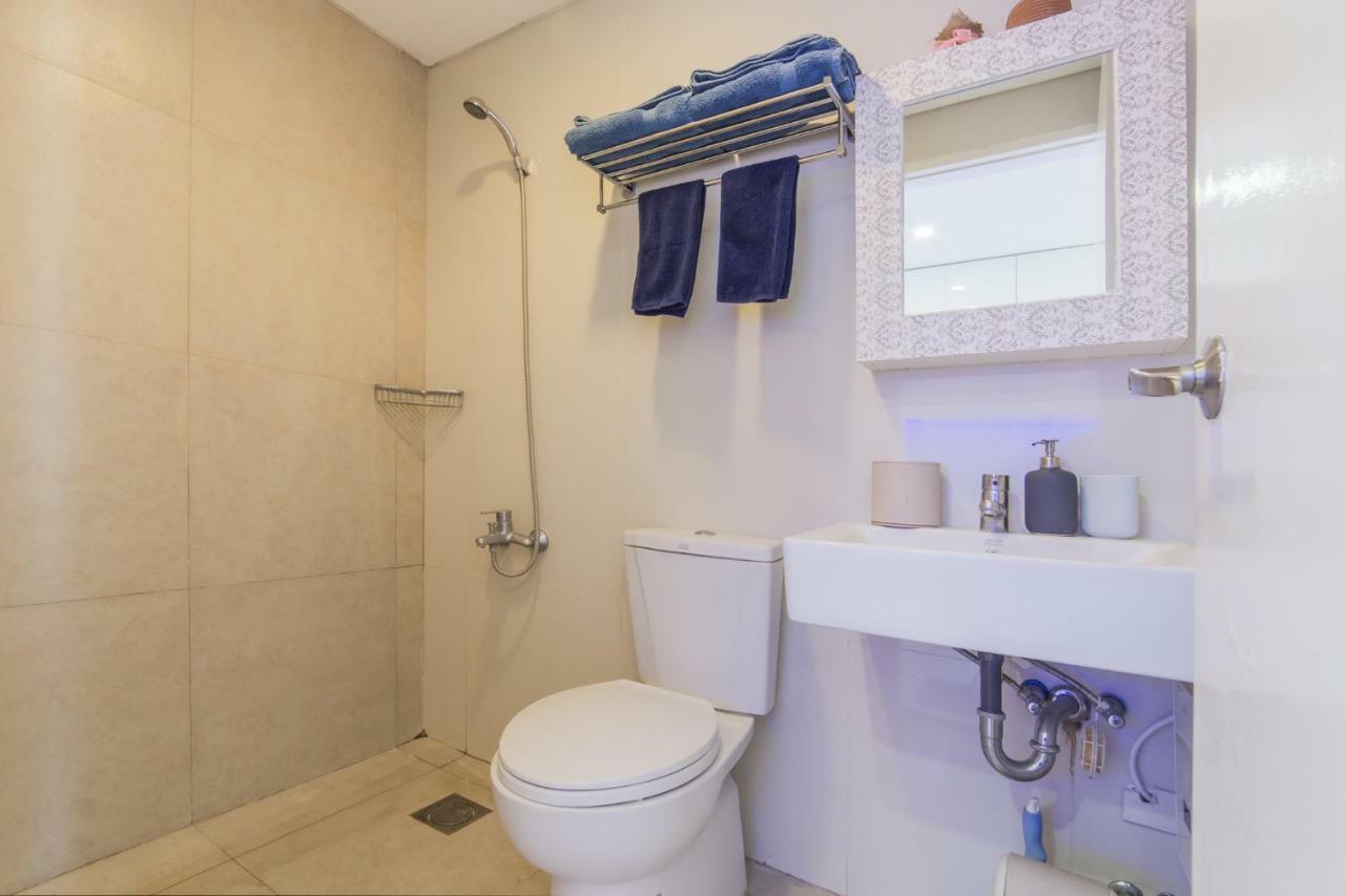 Free Netflix Condo Near It Park With 32-Inch Samsung Hdtv Cebu Extérieur photo